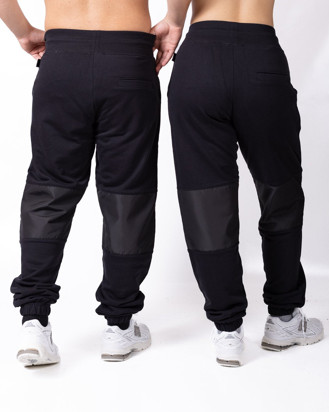Pantalone GCDS mix di tessuti con logo gommato in rilievo