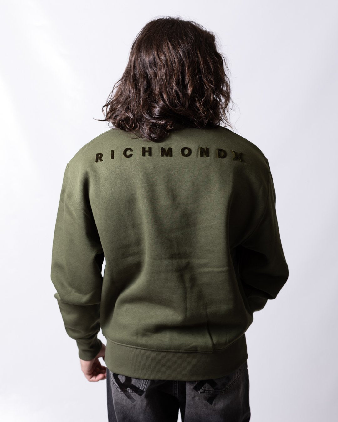 Felpa Richmond X mezza zip con logo e lettering in rilievo 3D