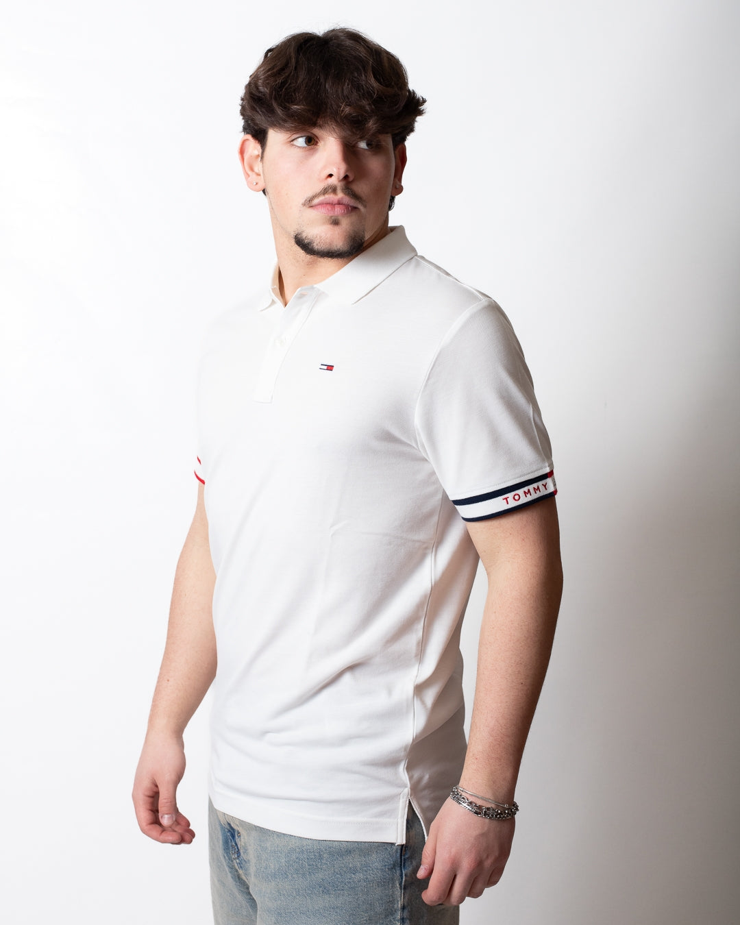 Polo Tommy Jeans con bordi a contrasto uomo