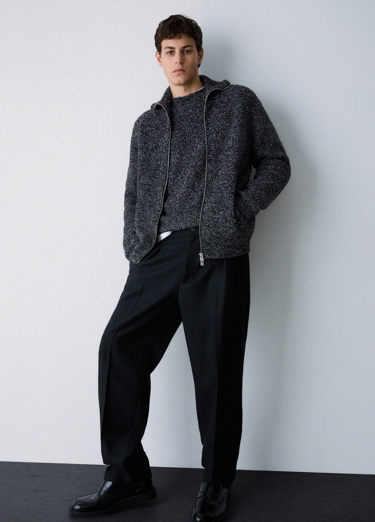 Pantalone Liu Jo in lana con logo metallico