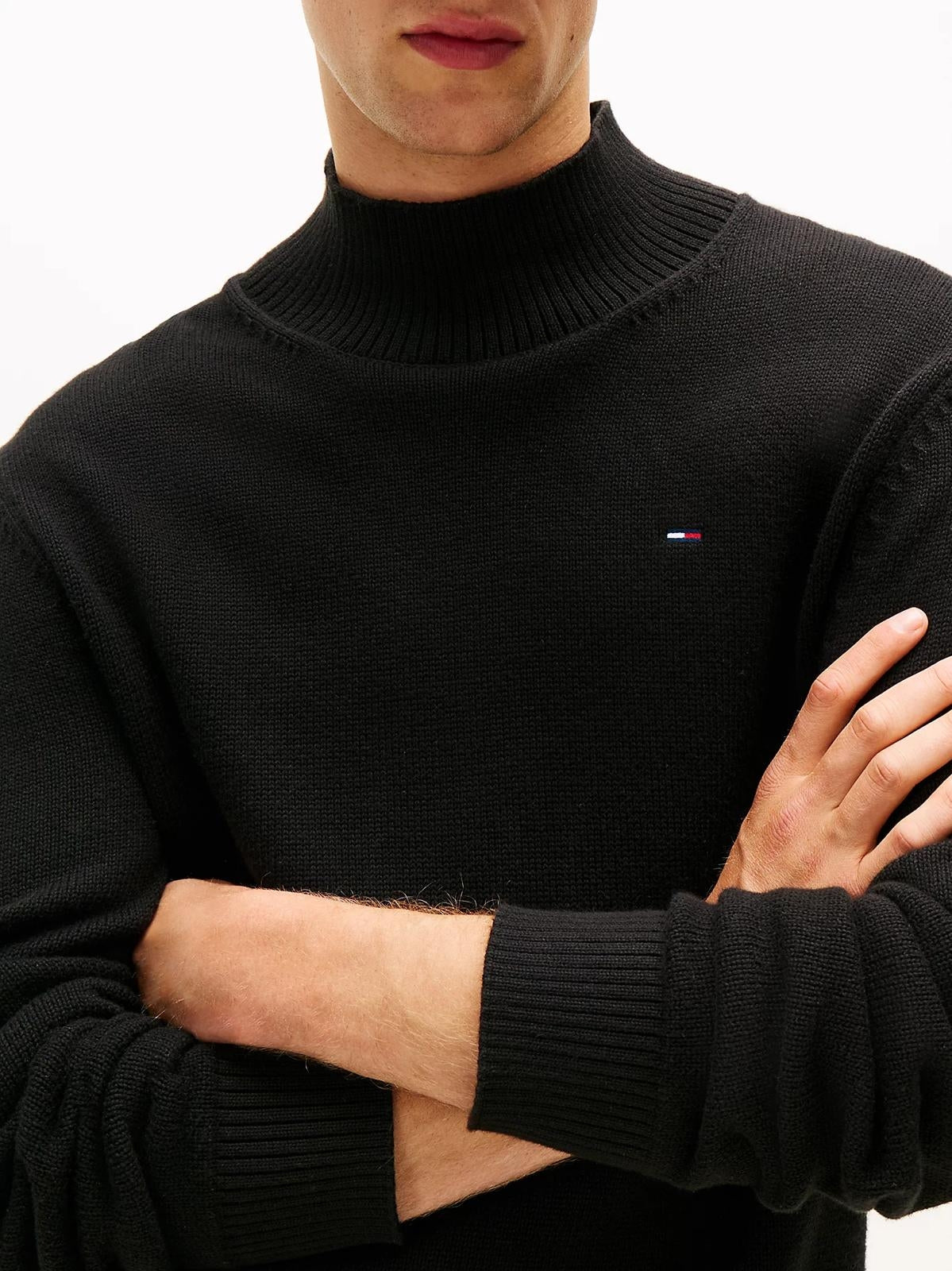 Maglia Tommy Jeans lupetto con bandiera minimal uomo