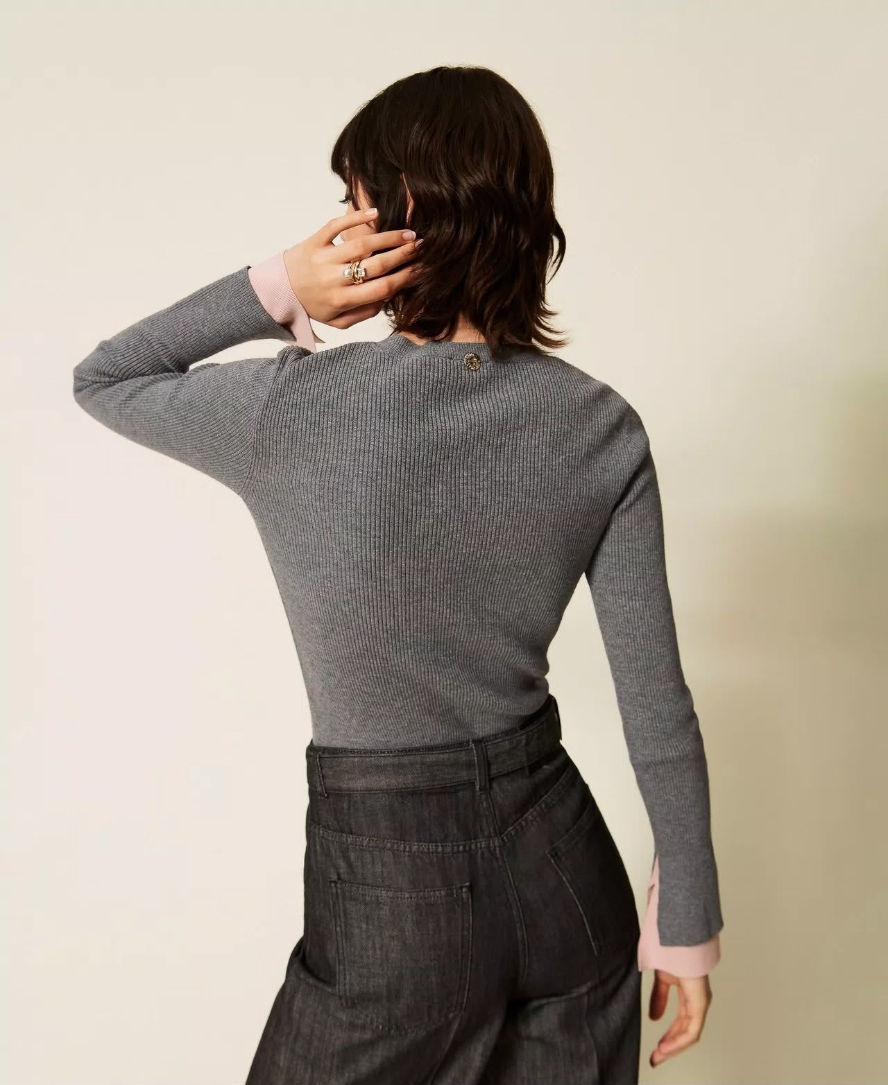 Maglia Twinset Actitude in costina con polsini a contrasto donna