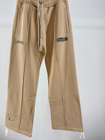 Pantalone Comme des Fuckdown in felpa con nervature e stampa uomo