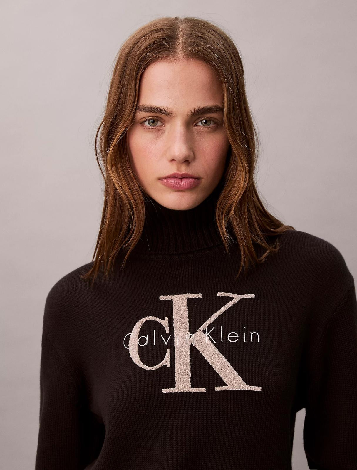 Maglia Calvin Klein dolcevita con logo in spugna donna