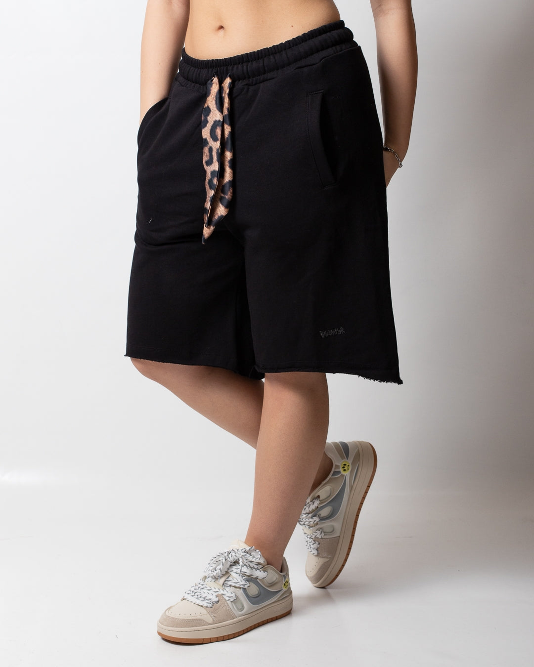 Bermuda Disclaimer con coulisse leopardata donna