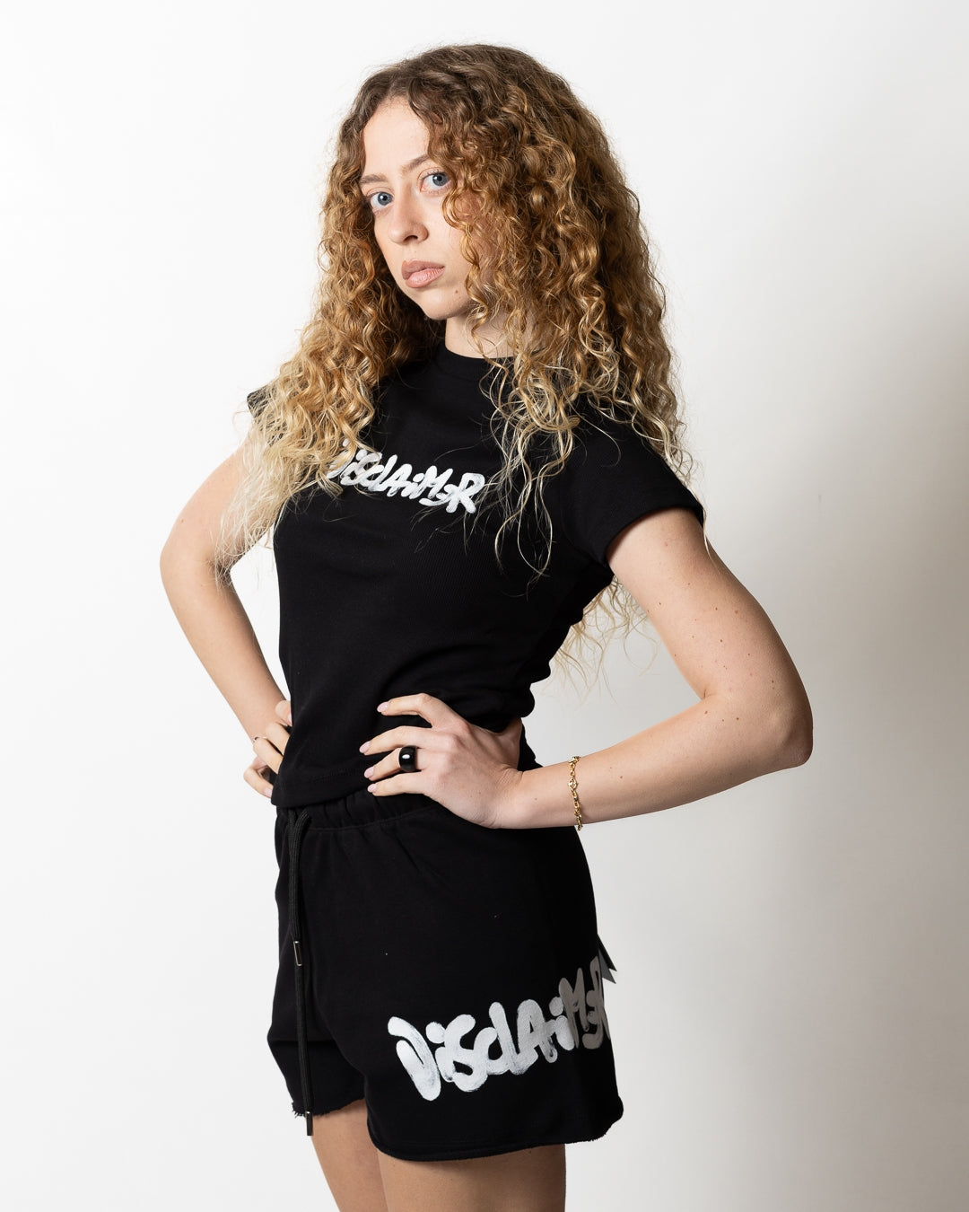 T-Shirt Disclaimer in costina con stampa donna