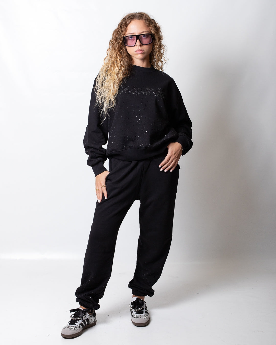 Felpa Disclaimer girocollo con logo e strass donna