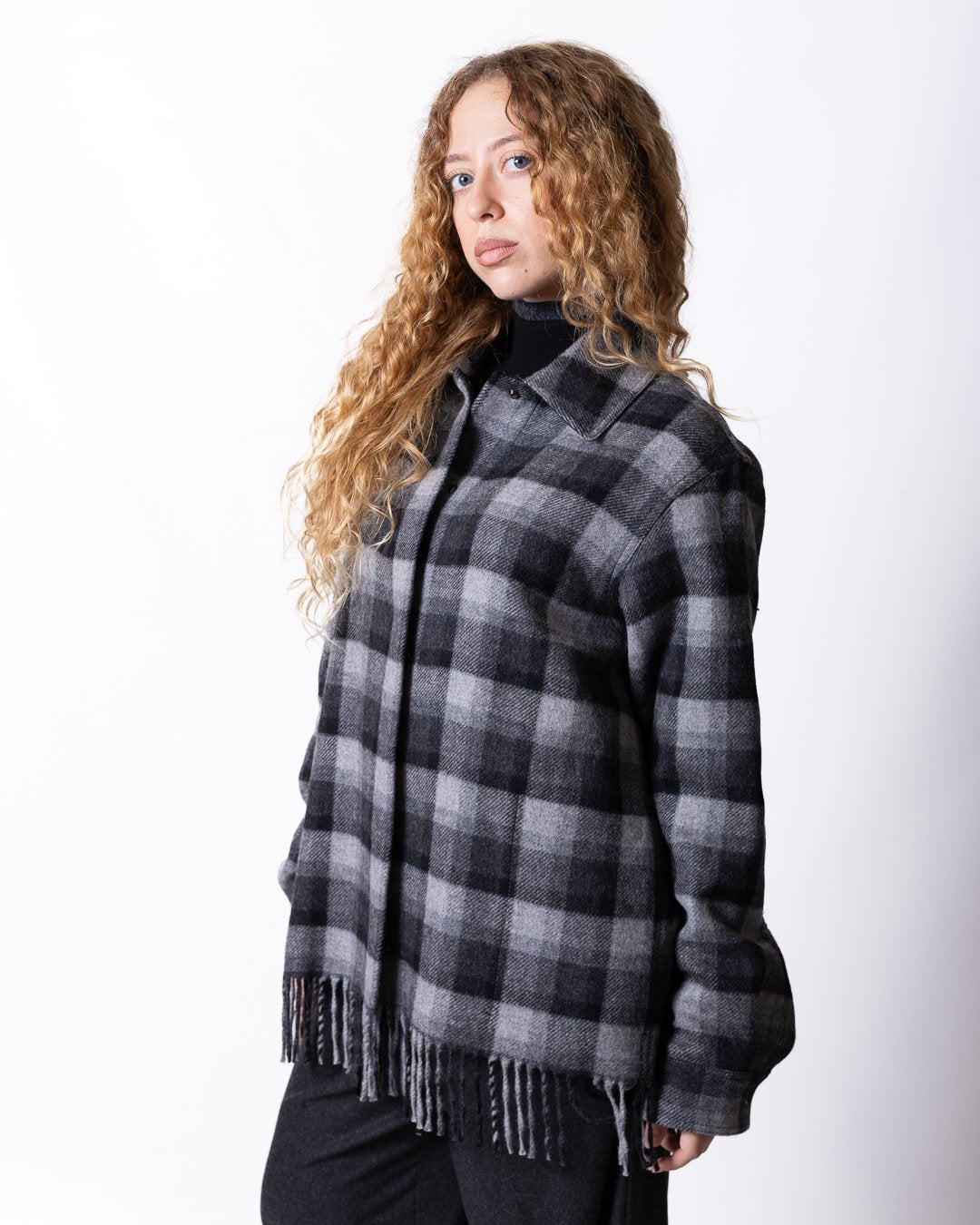 Giubbotto Iceberg in lana motivo tartan con frange e logo in metallo