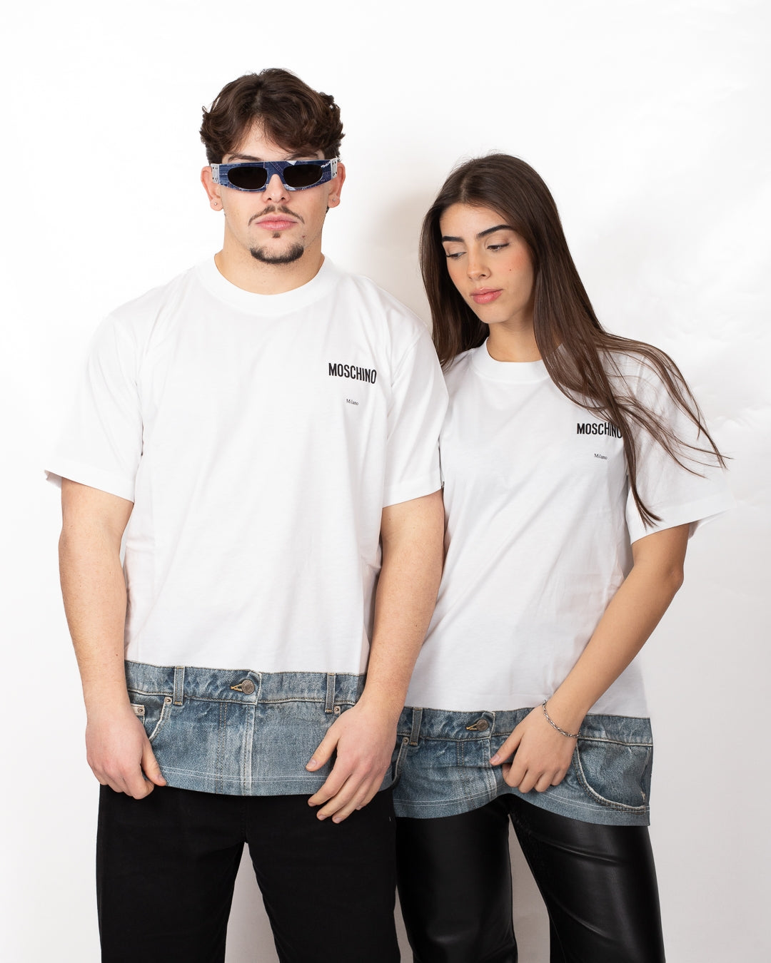 T-Shirt Moschino girocollo con stampa jeans 