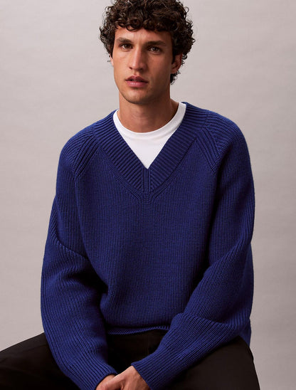 Maglia Calvin Klein in misto lana con scollo a V uomo