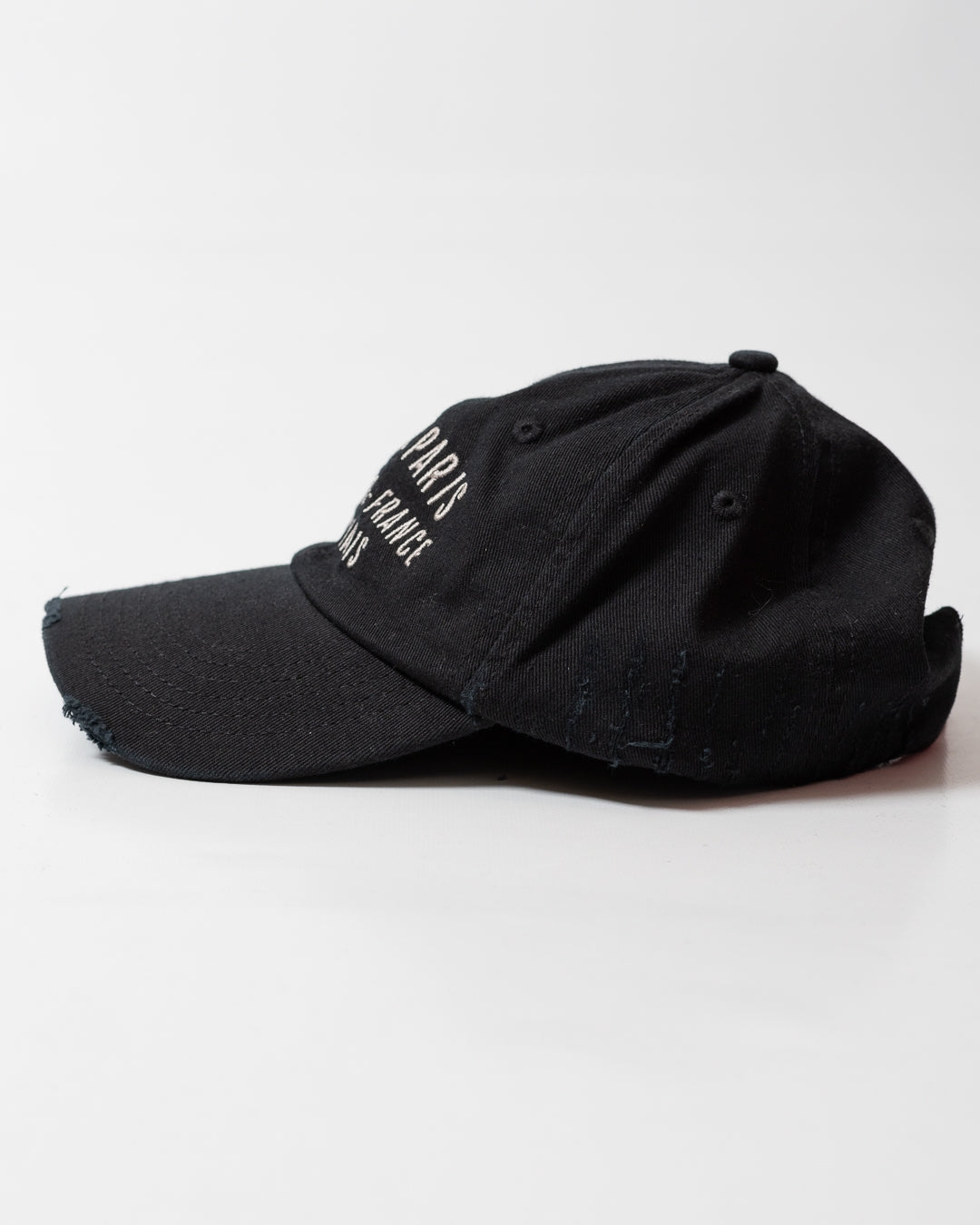 Cappello Gaelle con visiera e ricamo