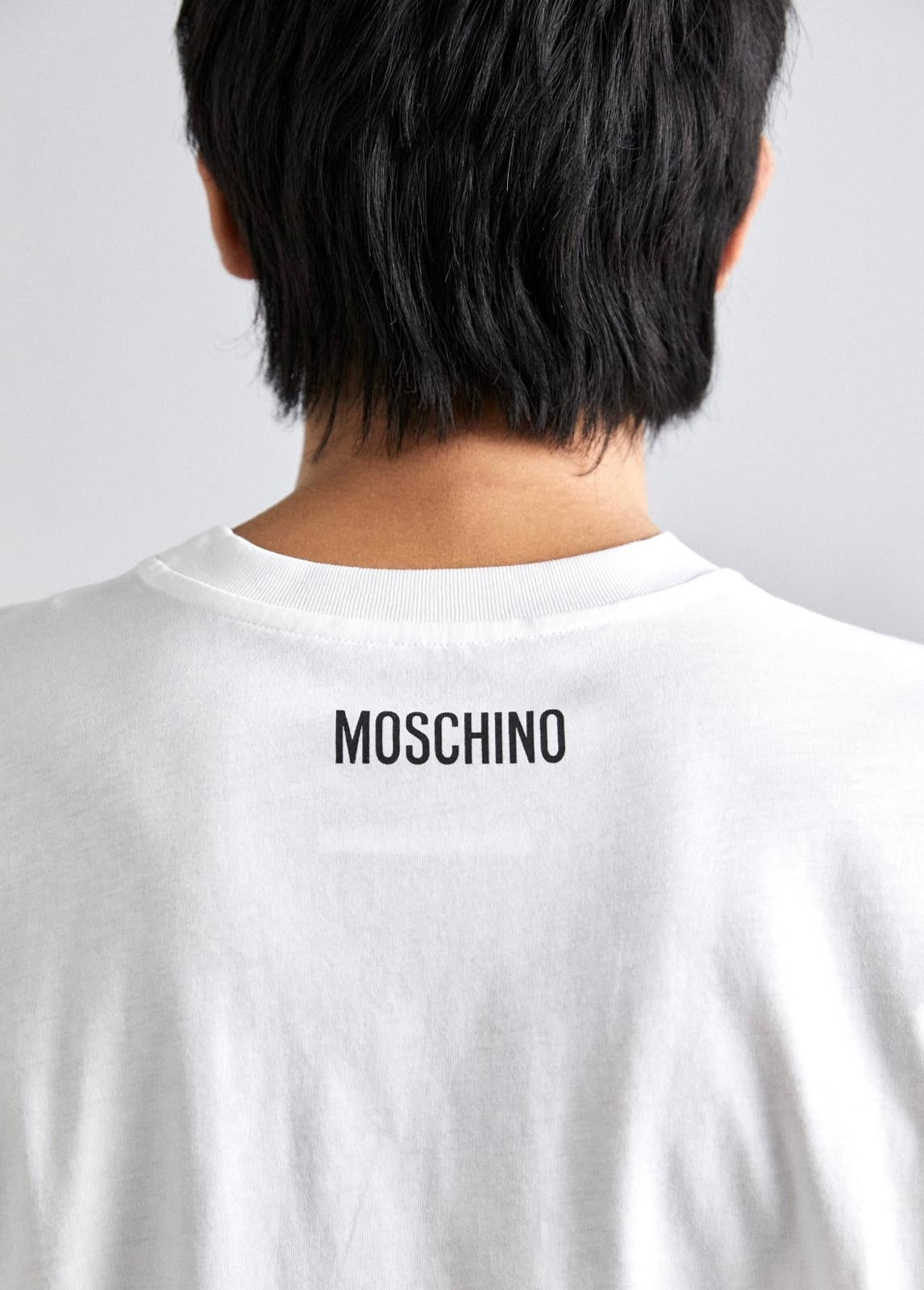 T-Shirt Moschino con maxi stampa sul fronte e logo minimal uomo