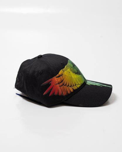 Cappello Marcelo Burlon con visiera "Icon Wings Rainbow"
