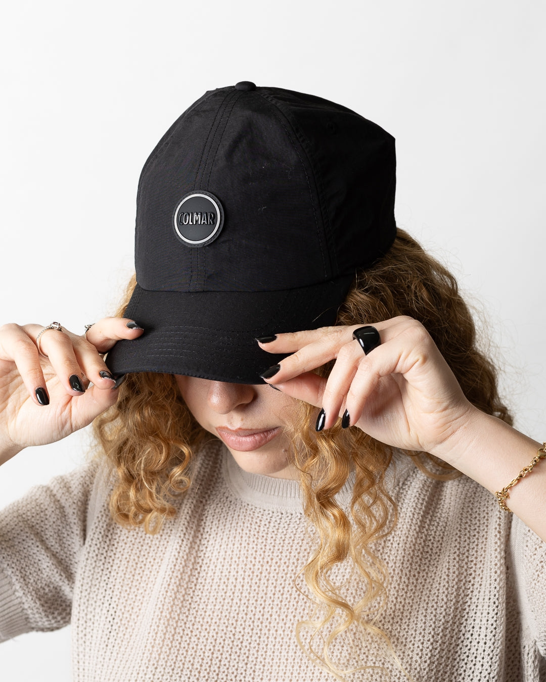 Cappello Colmar in nylon con visiera