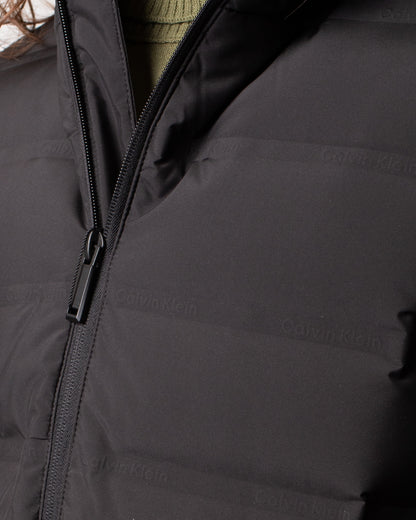 Giubbotto Calvin Klein puffer con logo all-over uomo