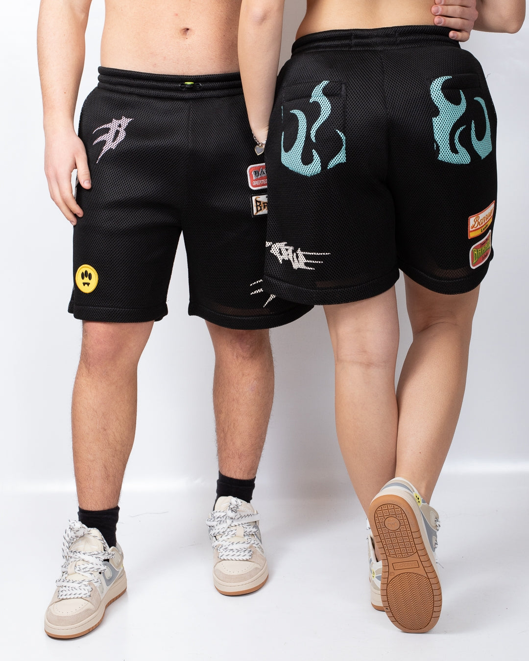 Bermuda Barrow in rete con stampe e patch