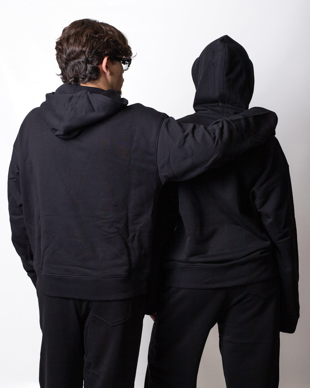 Felpa Moschino con cappuccio e logo basic