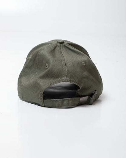 Cappello Comme des Fuckdown con logo ricamato