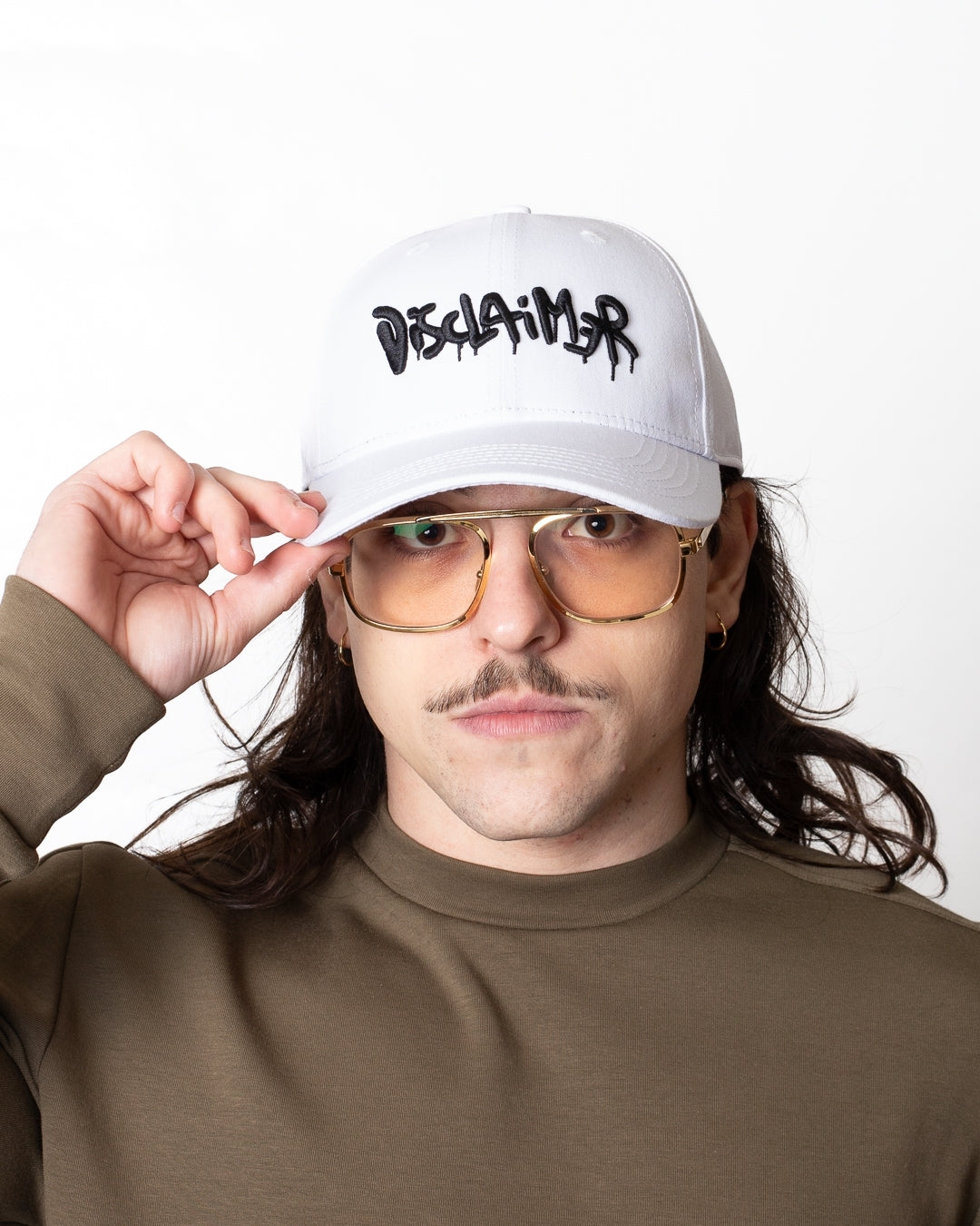 Cappello Disclaimer con visiera e logo in rilievo