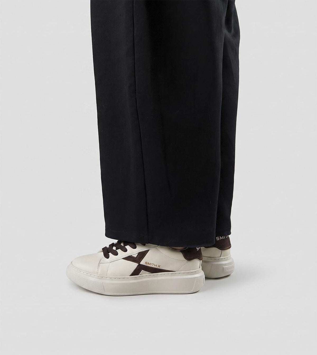 Sneakers Alexander Smith "College" in pelle donna