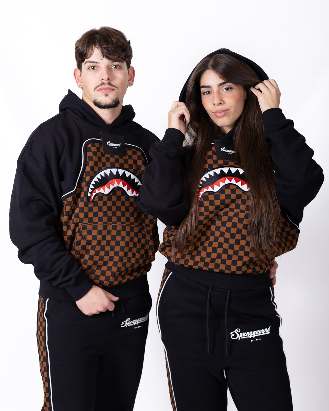 Felpa Sprayground con cappuccio e patch logo ricamata