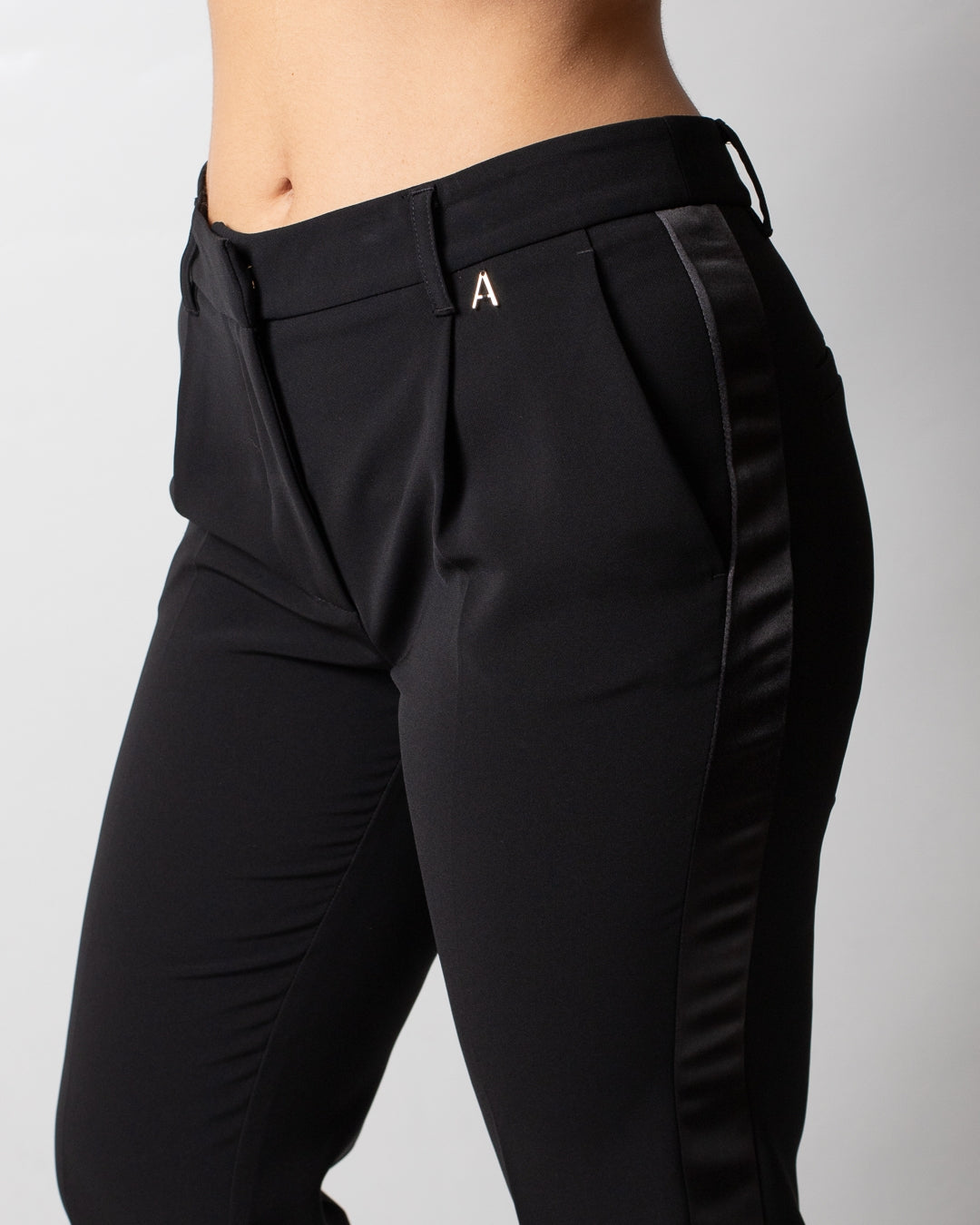Pantalone Twinset Actitude con fasce in satin donna