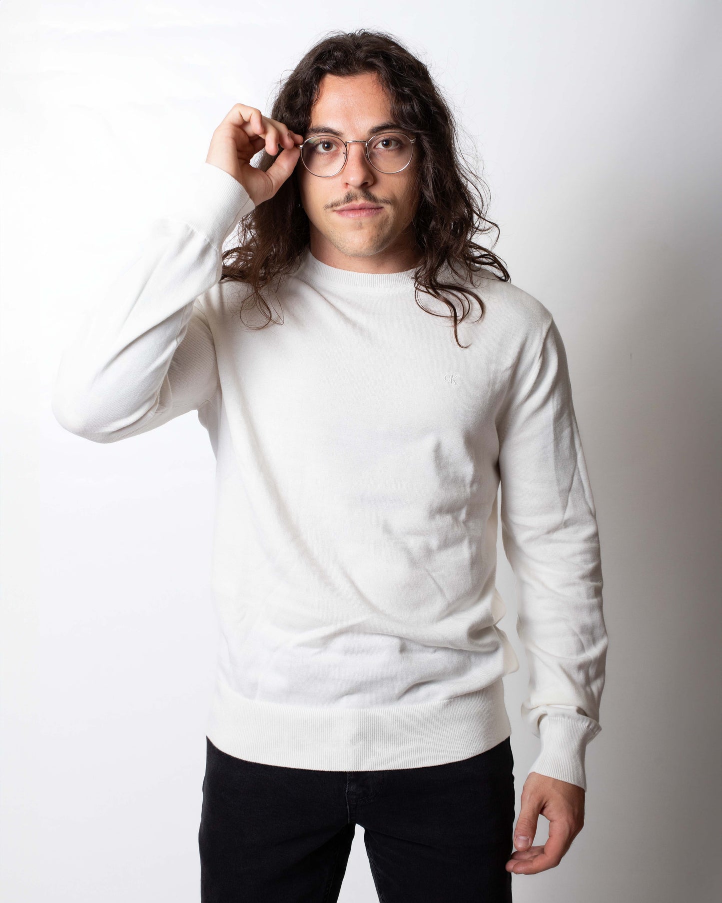 Maglia Calvin Klein girocollo con ricamo tono su tono uomo