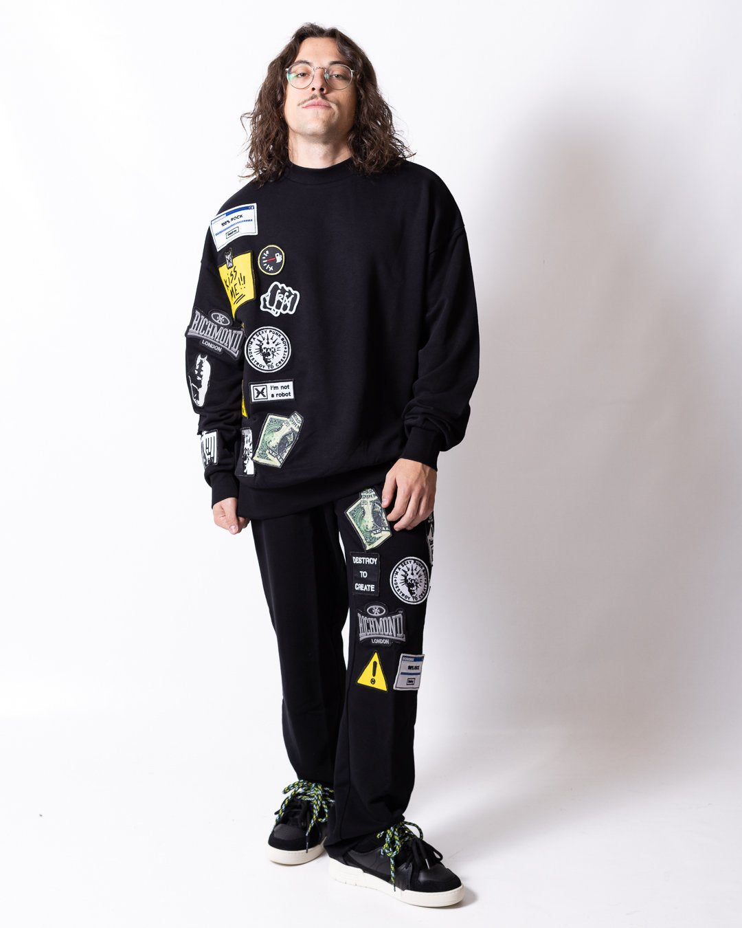 Felpa Richmond X girocollo con multi-patch