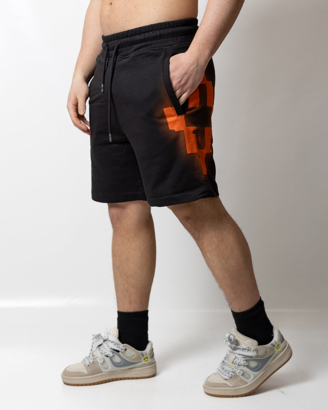 Bermuda Marcelo Burlon in felpa "County Print" uomo