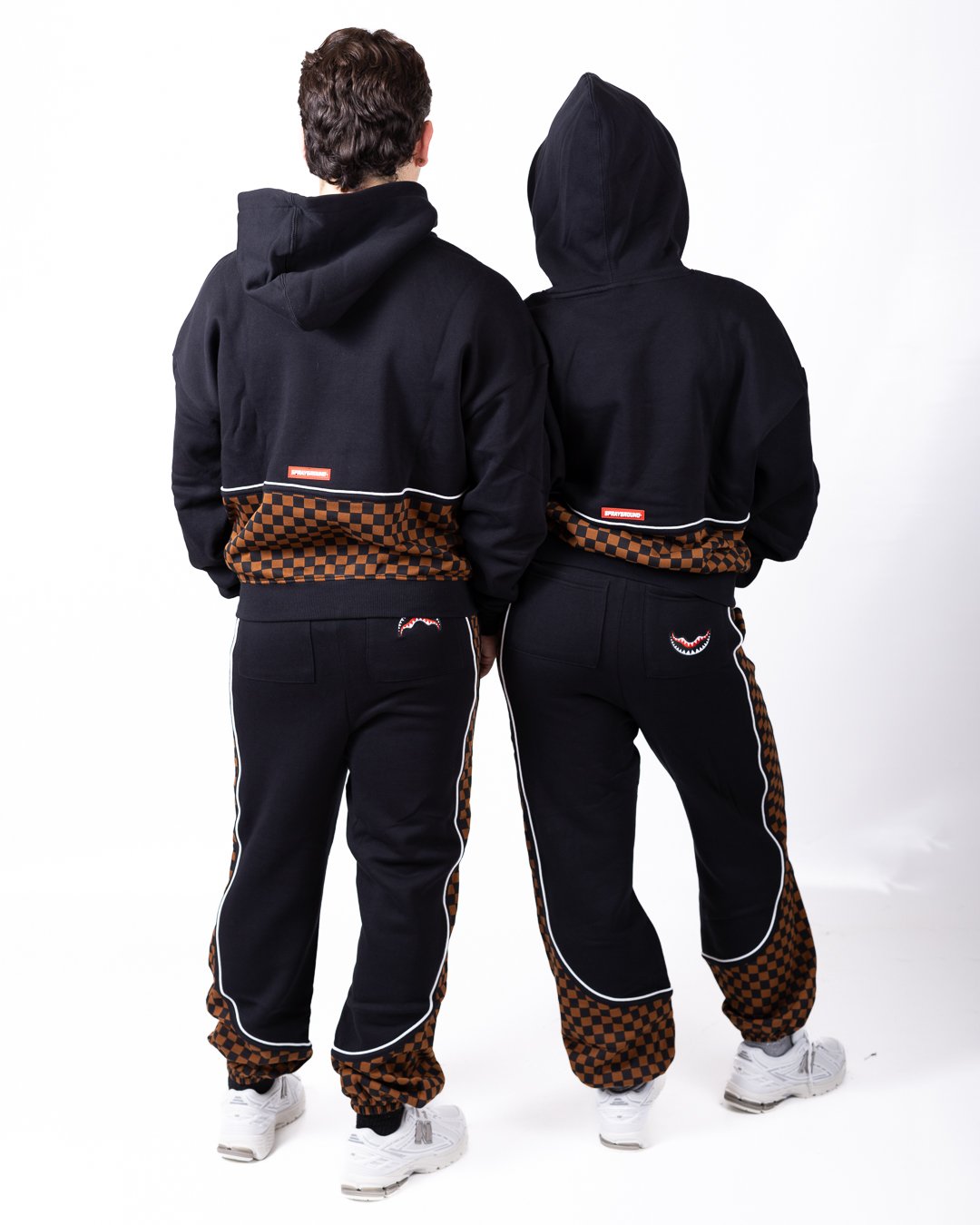 Felpa Sprayground con cappuccio e patch logo ricamata