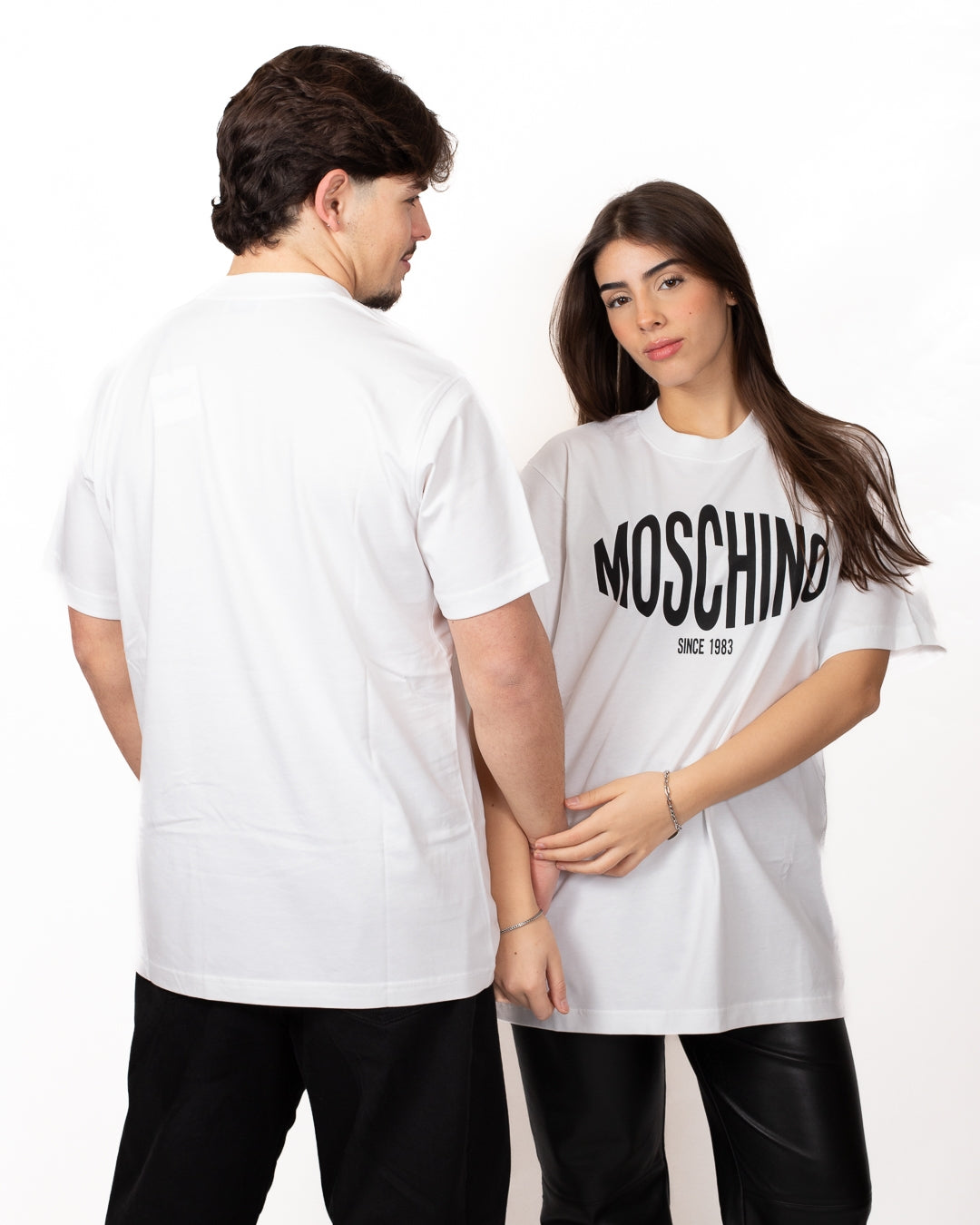 T-Shirt Moschino girocollo con logo stampato 