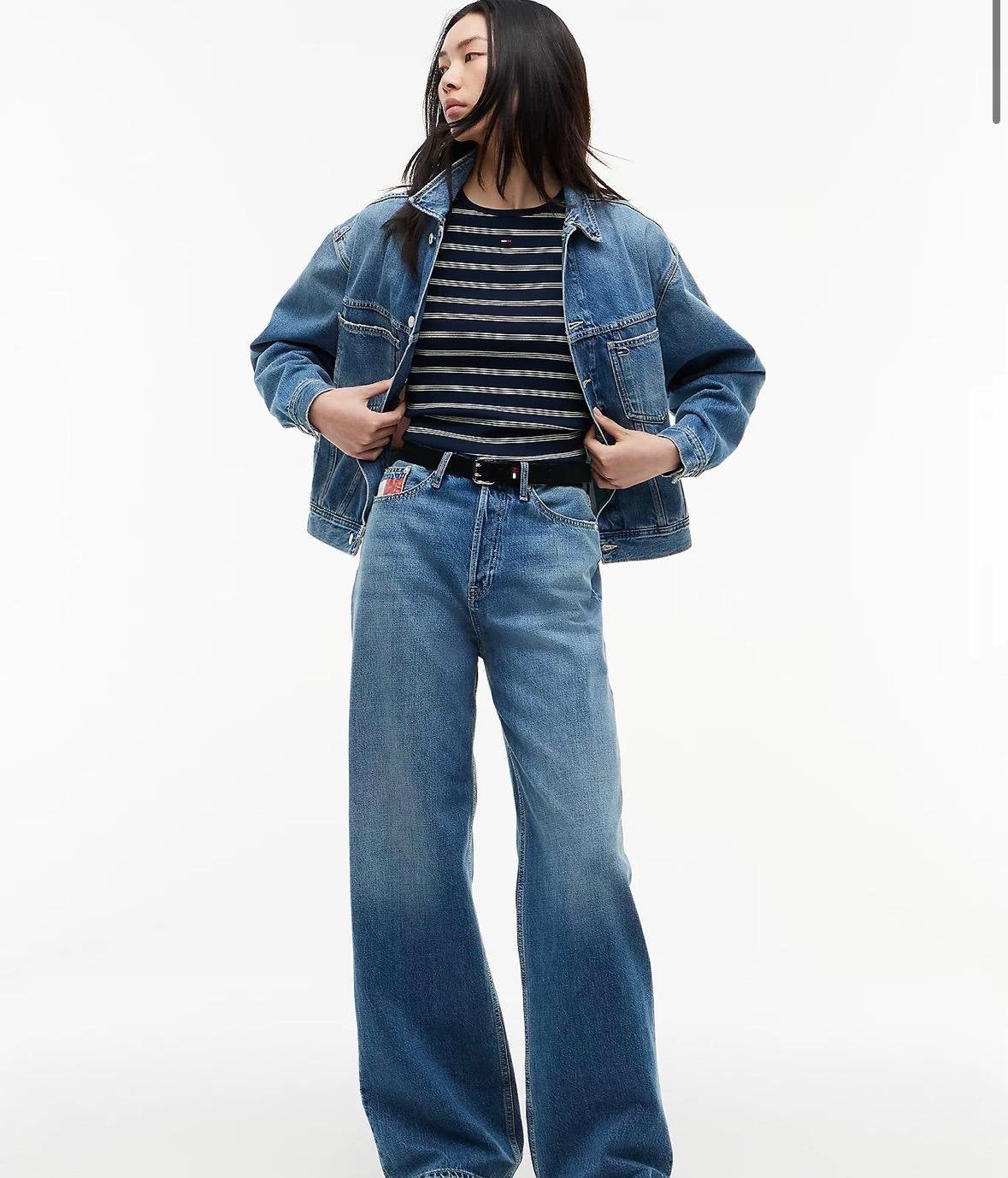 Jeans Tommy Jeans wide leg con bandiera e patch logo