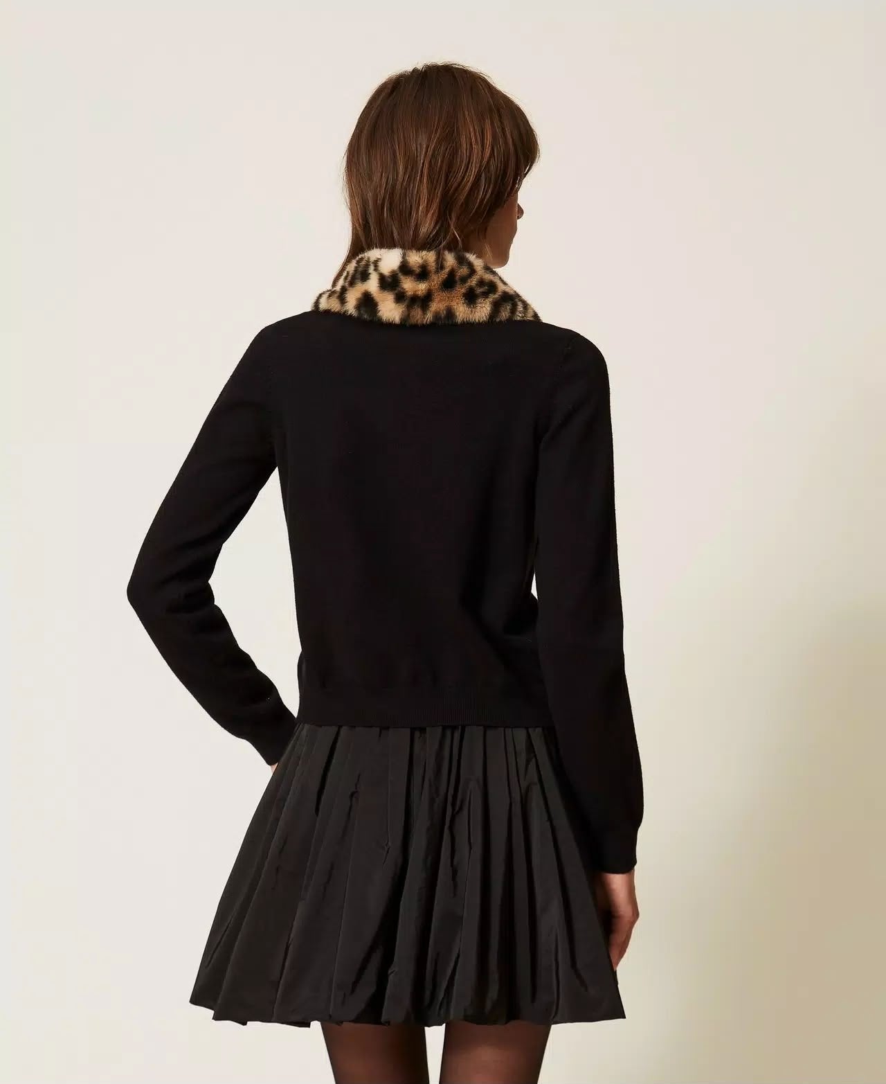 Giacca Twinset Actitude con colletto faux far e maglia donna