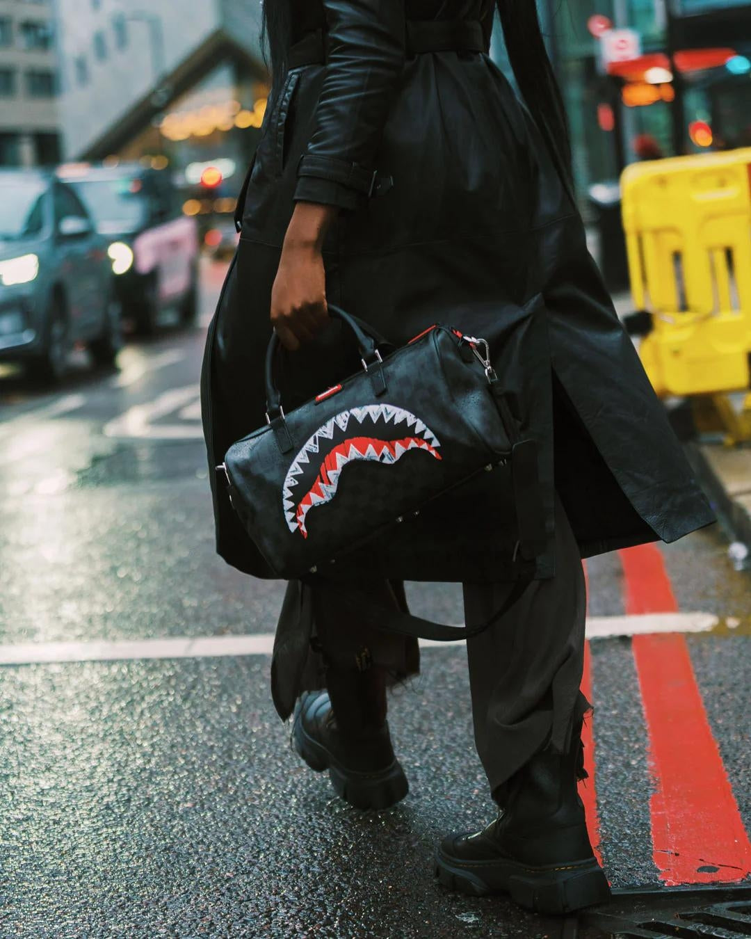 Borsa Sprayground nero "SCRIBBLE SHARK MINI DUFFLE"