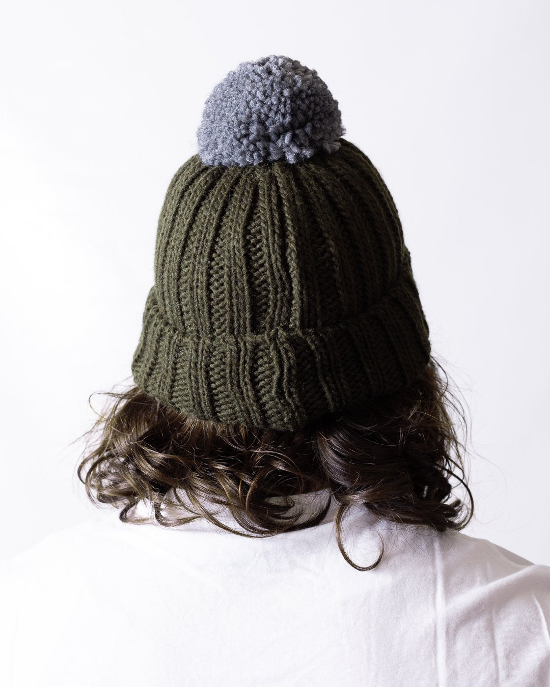 Cappello Colmar in costina con pompon