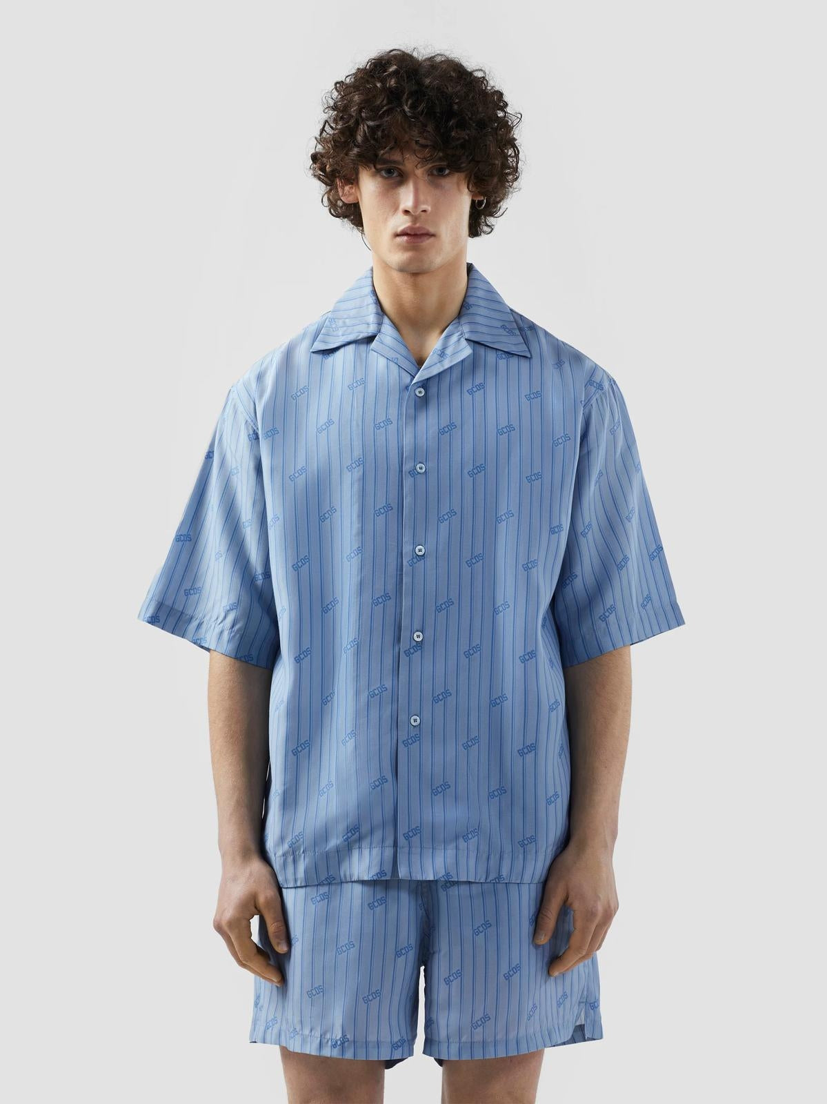 Camicia GCDS con "Logo Stripe" all-over uomo