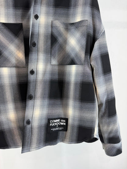 Giubbotto a camicia Comme des Fuckdown con cappuccio uomo