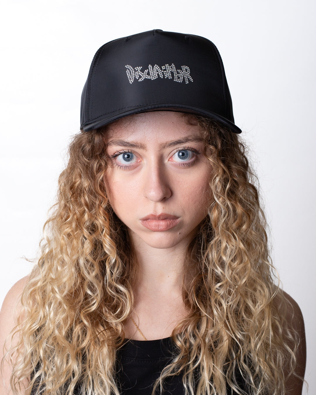 Cappello Disclaimer con visiera e strass