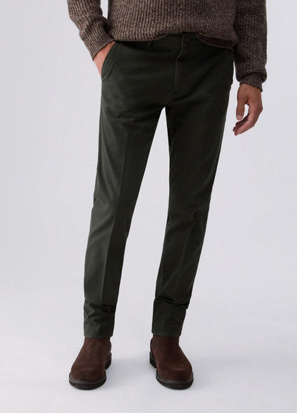 Pantalone Liu Jo "Chino" con logo metallico