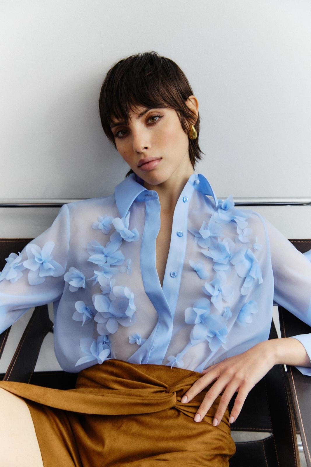 Camicia Nenette in organza con dettagli floreali donna