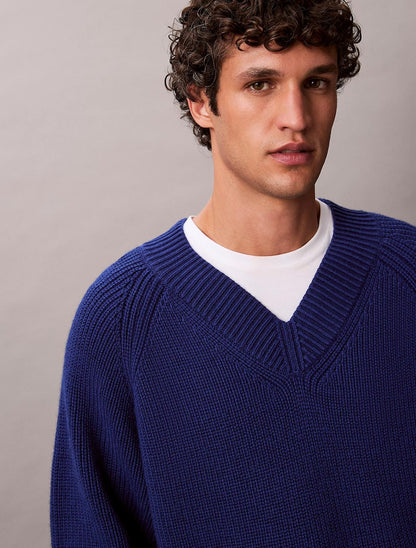 Maglia Calvin Klein in misto lana con scollo a V uomo