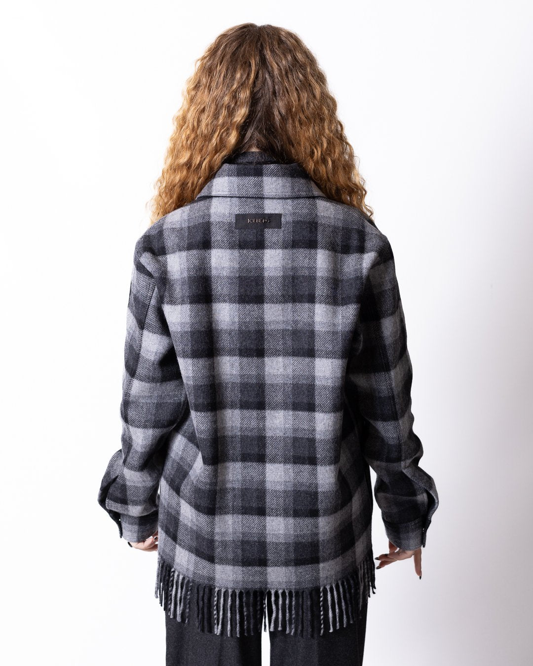 Giubbotto Iceberg in lana motivo tartan con frange e logo in metallo