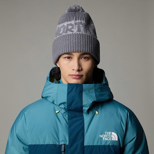 Cappello The North Face con ricamo e pon pon