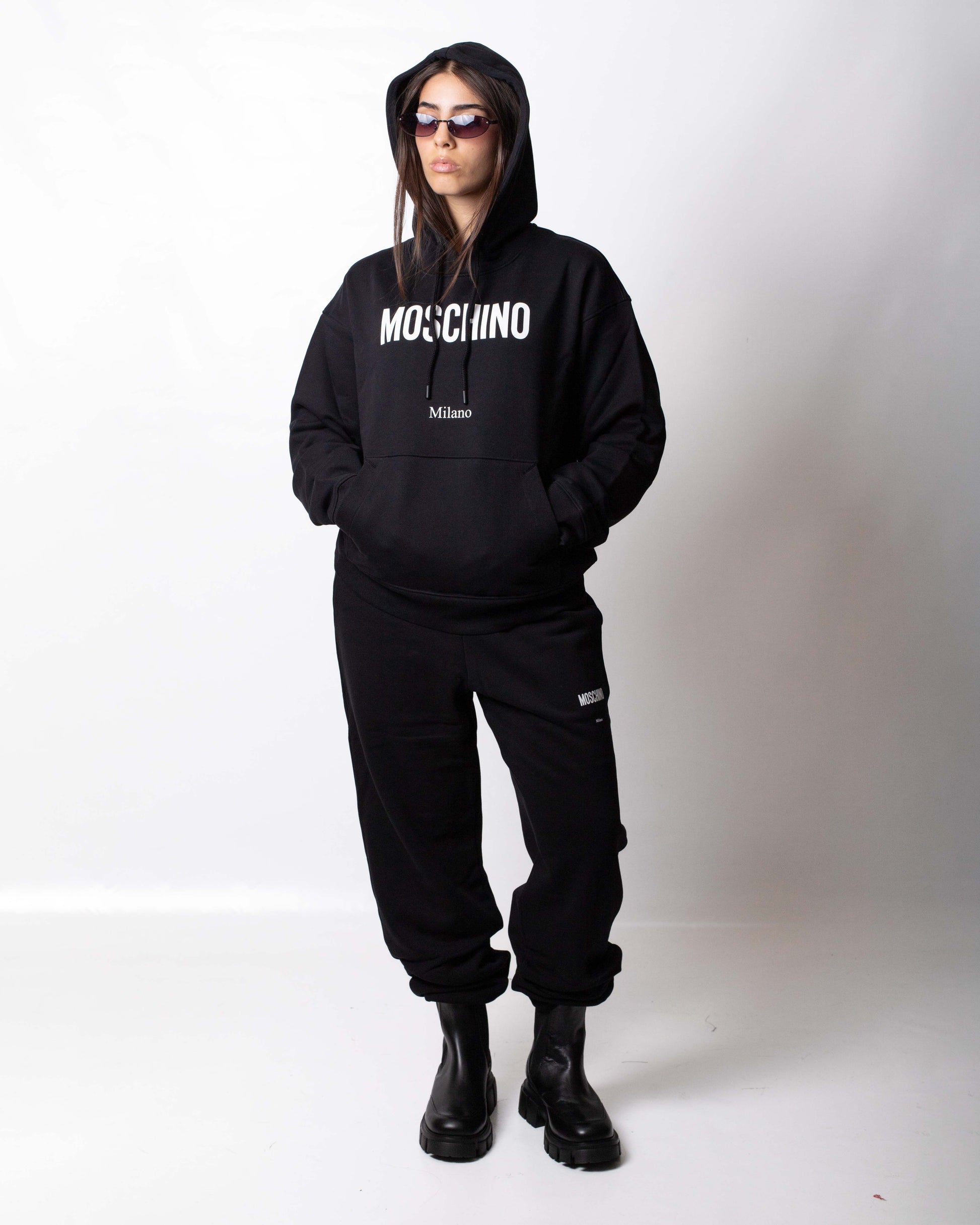 Felpa Moschino con cappuccio e logo basic